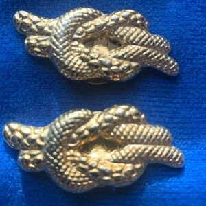 💚3/$25 Gold Knot clip on shoe bows